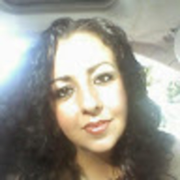 Meet your Posher, Lupita - Picture 1 of 1